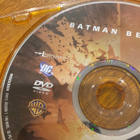 Widescreen DVD Batman 🦇 Begins PG 13 No original case! - Picture 2 of 3